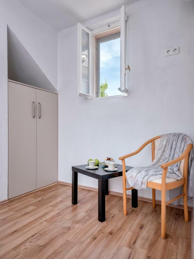Apartment Old Town Mare *